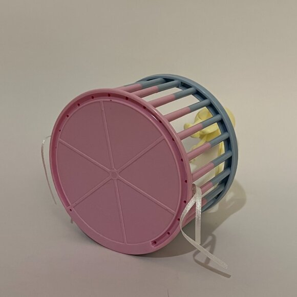 Simba Toy Vintage Dollhouse Nursery Furniture Playpen Crib Mobile Squeaks - Picture 4 of 5